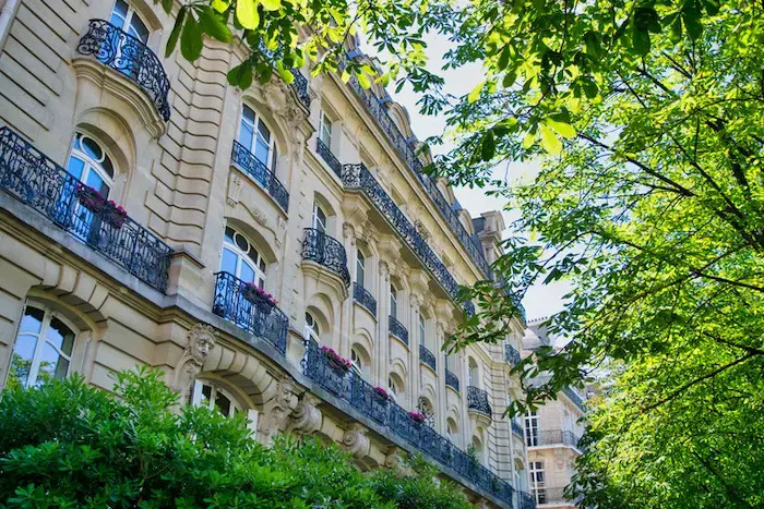 Résidence étudiante moderne profitant du régime LMNP