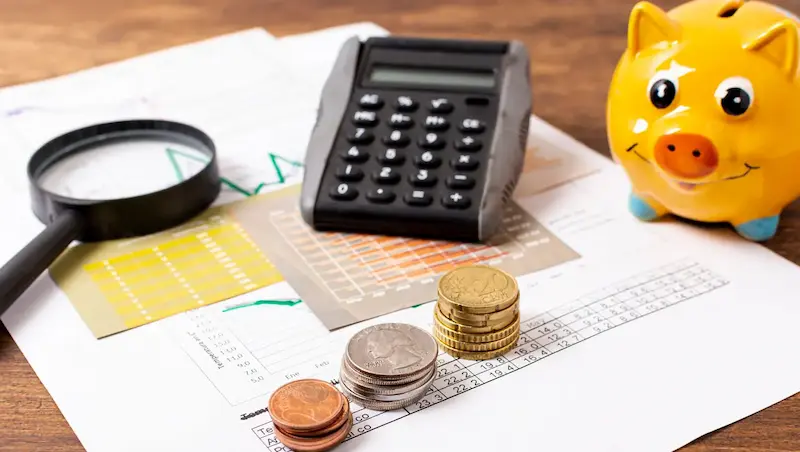 Image représentant la défiscalisation investissement étudiant et les risques à étudier