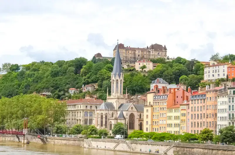 La ville de Lyon, un quartier apprécié par les jeunes actifs. De nombreux étudiants décident de se loger à Lyon chaque année.