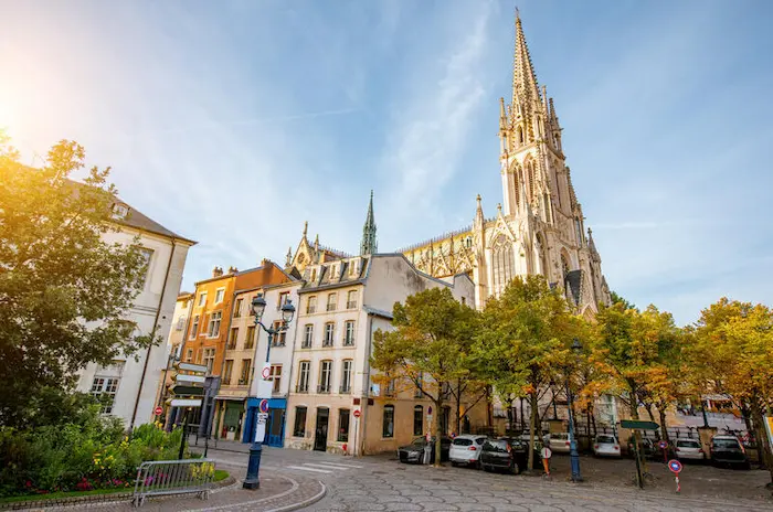 Photo du coeur de Nancy, une ville étudiante de France. La colocation à Nancy est très recherchée.